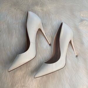 Steve Madden White Pointed Toe Heels